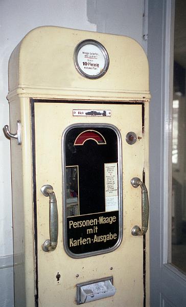 Tharandt, Bahnhof, 17.11.1998 (2).jpg
